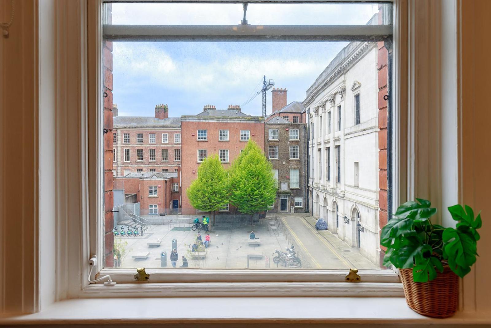 Dublin Castle Suites 外观 照片