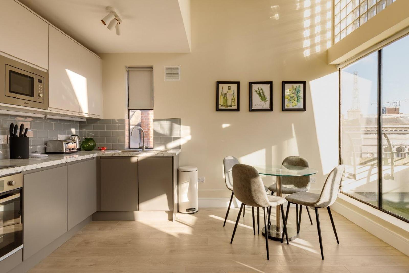 Dublin Castle Suites 外观 照片